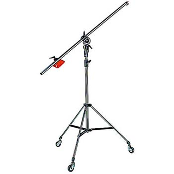 JIRAFA MANFROTTO 085B LIGHT BOOM 35 CON PIE CINE MANFROTTO 