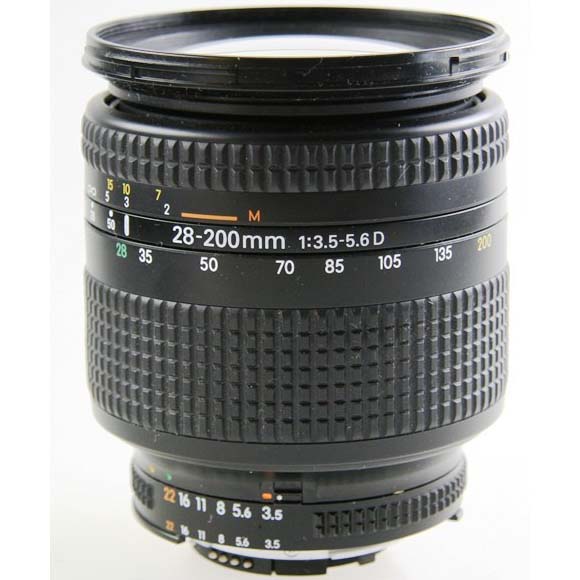 OBJETIVO NIKON AF 28-200/3.5-5.6 D IF